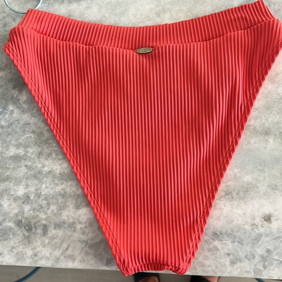 Luli Fama bikini set - Picture 6 of 10